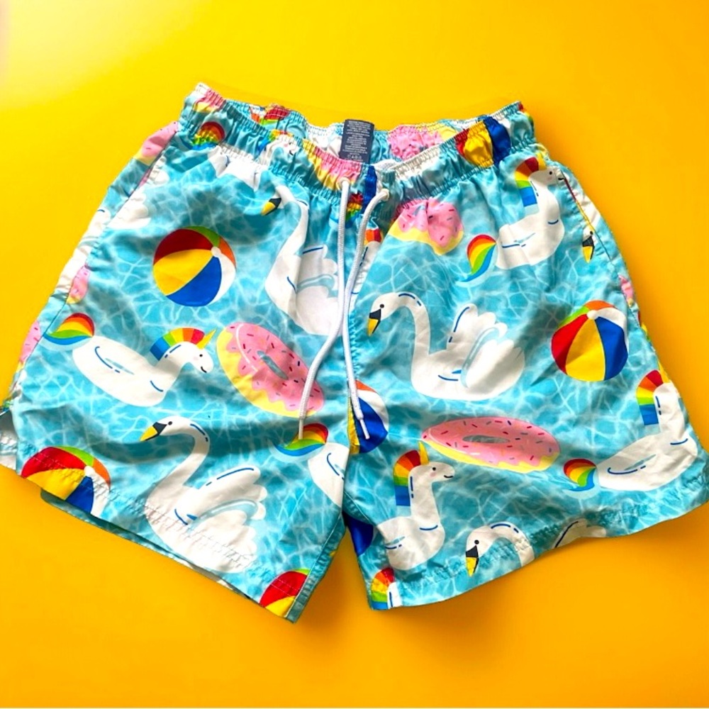 POOL SHORTS 🩳